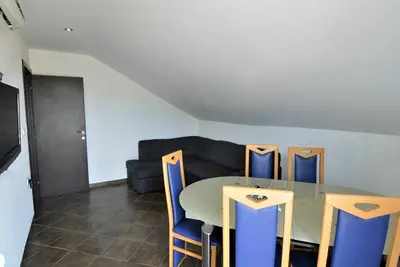 Image de Joli appartement avec Wifi, climatisation, Tv, balcon, animaux admis et parking
