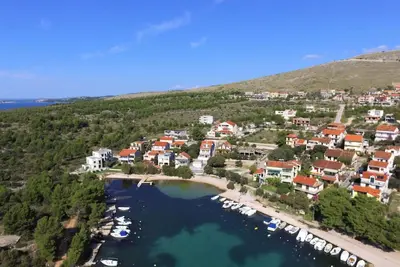 Image de Bel appartement pour 9 personnes avec climatisation, Wifi, Tv, balcon et parking