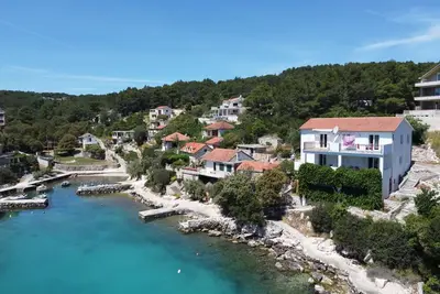 Image de Joli appartement pour 5 personnes avec Wifi, Tv, balcon, animaux admis et parking