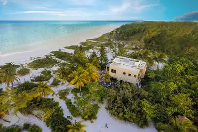 Villa face à la plage avec 11 cloche de dépendance, Tulum, Sian Kaan