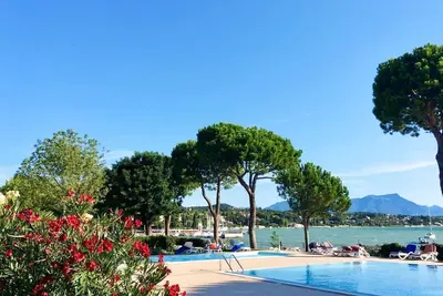 Image de Bel appartement dans une maison de vacances avec climatisation, Wifi, piscine, Tv, terrasse, parking