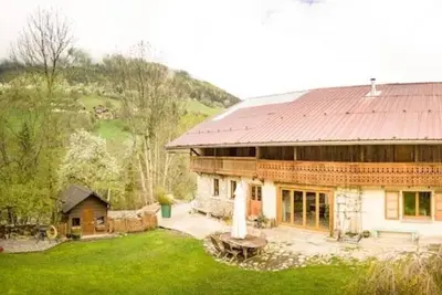 Image de Maison familiale de 4 chambres disponible pour 1 an juin / juillet 2020.