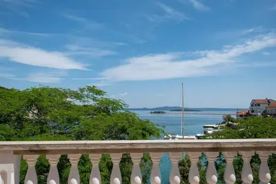 Image de Appartement de deux chambres prés de la plage Zaglav, Dugi otok (A-17788-d)