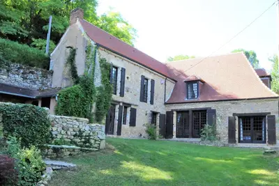 Image de La Source de Piot, villa de luxe sans vue et dans un oasis de paix.