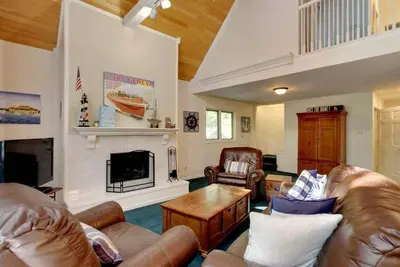 Image de Magnifique maison avec accès complet aux commodités d'Abbey Springs - North Shore Hideaway