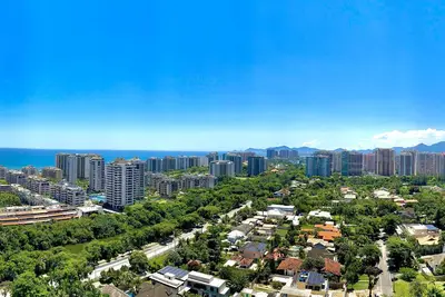 Image de Barra da Tijuca Apart Vue sur la mer et la montagne et accès à la plage