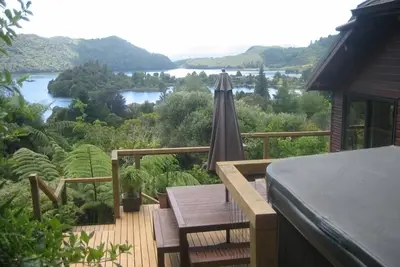 Image de Superbes vues sur le lac isolé