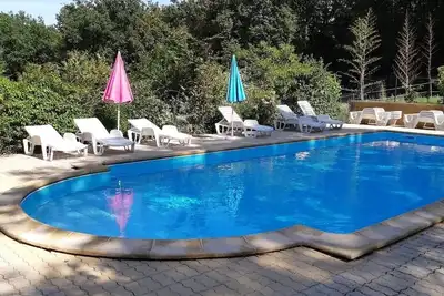 Image de Studio in Dordogne for 2 people with Terrace + pool near Sarlat