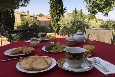 Image de Leccio - Appartement dans un village typique du Chianti au coeur de la Toscane