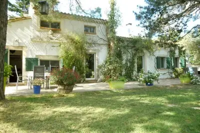 Image de Grand old Mas in Arles