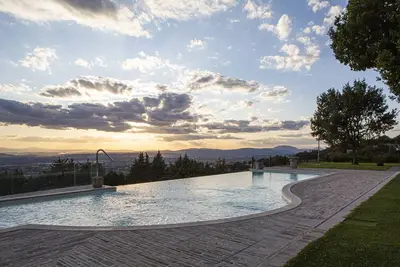 Image de Villa FĂ© avec piscine Ă Assise