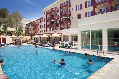 Image de Appart Climatisé + Accès Piscine Saisonnière | 10 minutes de la plage à pied