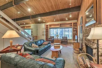 Image de Nouveau! Maison de ville <3 Mi au lac Tahoe + Diamond Peak!