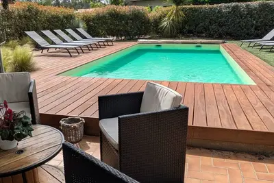 Image de Grande maison landaise avec piscine privée, proche plage, pour 8 personnes à Biscarrosse
