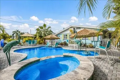 Image de Beach N 'Bay par Duncan Real Estate!