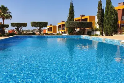 Image de Portugal, superbe appartement de standing, 6p à Albufeira, Guia, Algarve