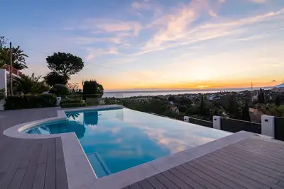 Image de Villa Marisa - Stunning 4bd Villa in Elviria!