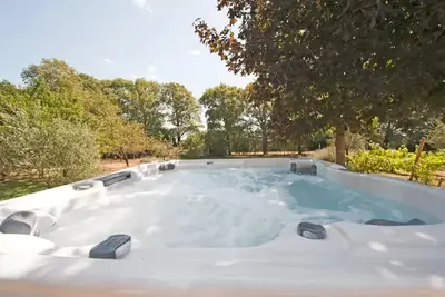 Image de Villa 4* CLIMATISÉE Piscine Spa Terrasses Parc Wifi - 8 Personnes