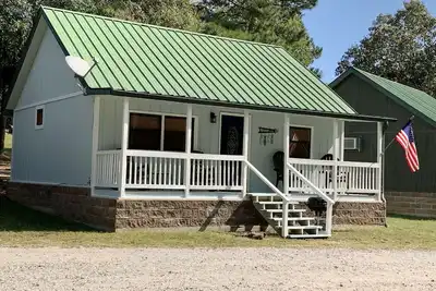 Image de Chalet confortable au bord du lac sur le lac Hamilton