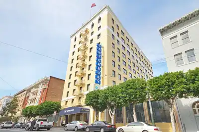 Image de Une chambre sophistiquée près de Union Square au coeur du centre-ville