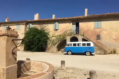 Image de Les Vendangeurs à 800 m de la mer