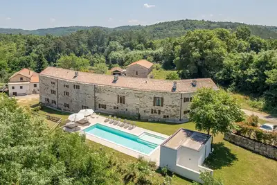 Image de Aquileia Residence # 4 - paisible, jardin privé, grande piscine, près de Grožnjan