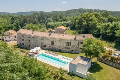 Image de Aquileia Residence # 1 - paisible, jardin privé, grande piscine, près de Grožnjan