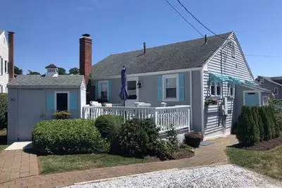 Image de Cottage classique dans la meilleure communauté privée à Old Lyme Ct.