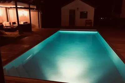 Image de Villa Parisiata Piscine, Sauna, Jardin et Fitness. \nSituation exceptionnelle!