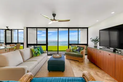 Image de Oceanfront Two Bedroom Condo