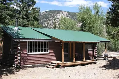 Image de Connectez-vous maison 3 Br 2 bain sur les porches de la rivière entrée / sortie Vtt