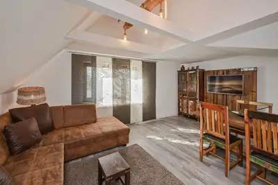 Image de Fantastique appartement en bord de mer avec bain à remous extérieur, WiFi et parking