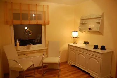 Image de Appartement meublé moderne avec cuisine entièrement équipée et terrasse
