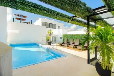 Image de Nouveau Lux 2br! Balcon! Lieu De RÊVE! Piscine + Commerces! !