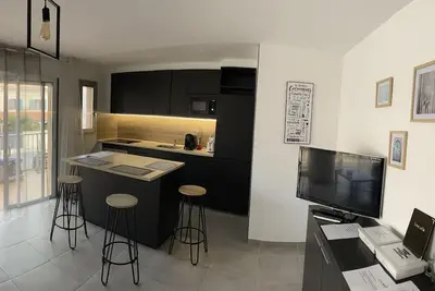 Image de Appartement 15 m de la plage-special reduction julliet 2025