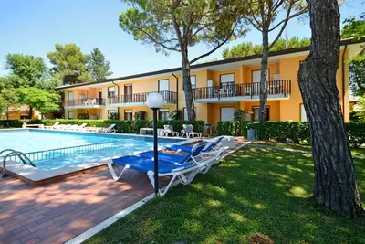 Image de Agréable appartement pour 6 personnes avec climatisation, piscine, Wifi, Tv, patio et animaux admis