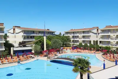 Image de Bel appartement pour 4 personnes avec climatisation, Wifi, piscine, Tv et balcon