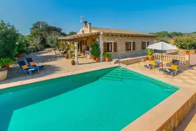Image de Sa Rota villa rurale pour 6 à Ariany avec piscine