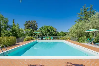 Image de Joli appartement pour 6 personnes avec piscine, Wifi, Tv, terrasse, animaux admis et parking