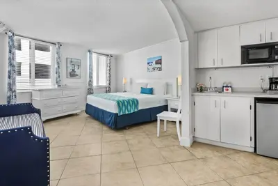 Image de Efficacité abordable au cœur de Clearwater Beach # 417 - Meilleur tarif sur la plage!