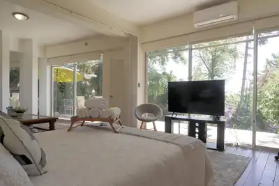Image de The Quiet Garden - Luxury Guest Studio à Las Condes avec WiFi haut débit