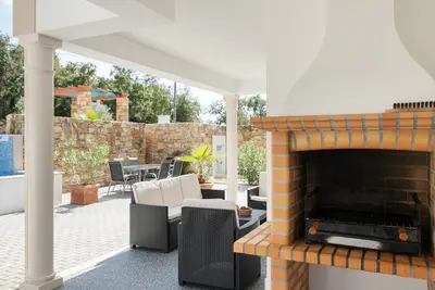 Image de Maison Holdiay א Lisbonne avec piscine privיe
