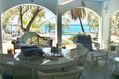 Image de Hiver en bord de mer 465 $ / nuit