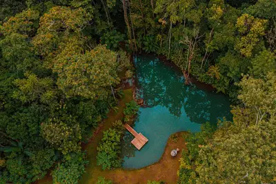 Image de Hospedaje Abuela Chela se encuentra a 5 minutos de las aguas termales. También estamos a 30 minutos del Volcán Arenal.