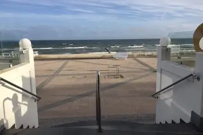 Image de Appartement de 4 étoiles avec vue sur la mer, l'emplacement direct à la plage, les enfants moul