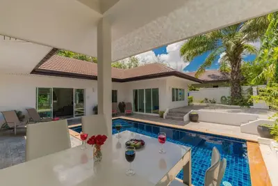 Image de Villa avec piscine privée 4 chambres pour famille
