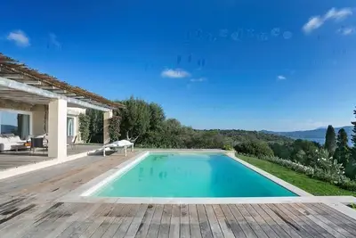 Image de Villa vue mer avec piscine privée, 3 chambres, 3 salles de bain
