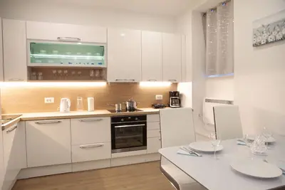 Image de Gea Tour As / Studio confortable et lumineux, véritable lit double, WiFi gratuit