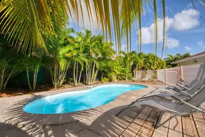 Image de Maison avec piscine proche plage (Mqsl23)