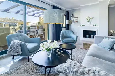 Image de La-Beautiful 3 bedroom Penthouse close to sea